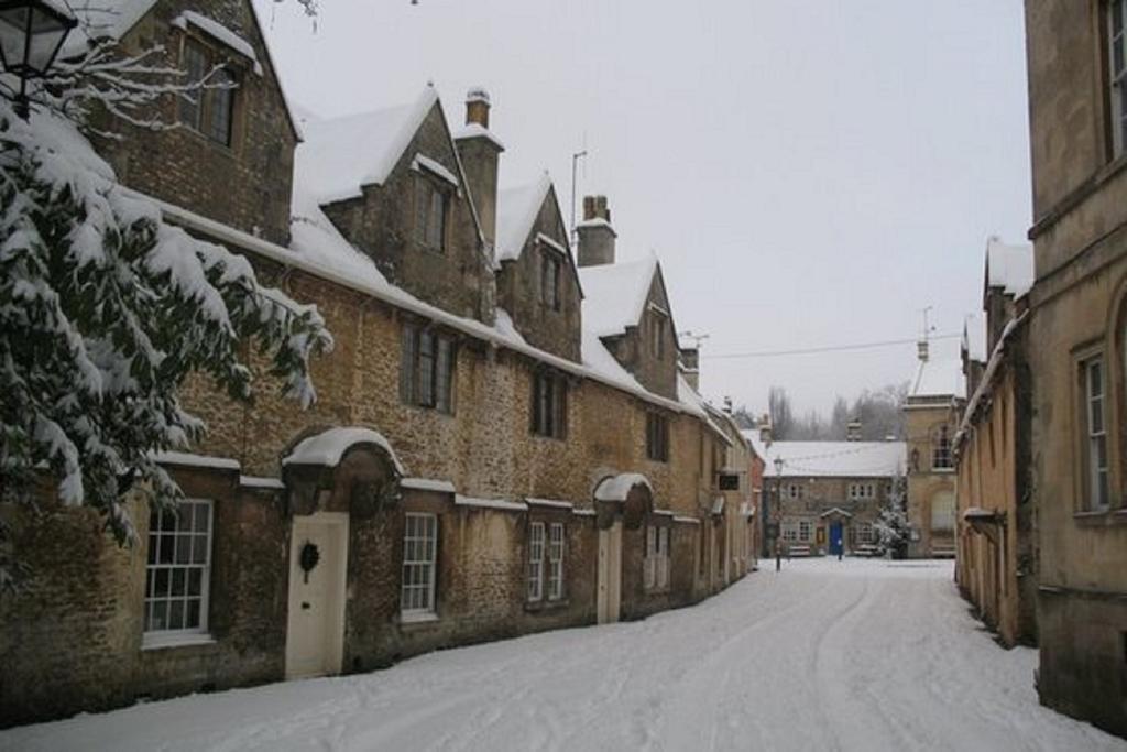 Alexander House Corsham Quarto foto